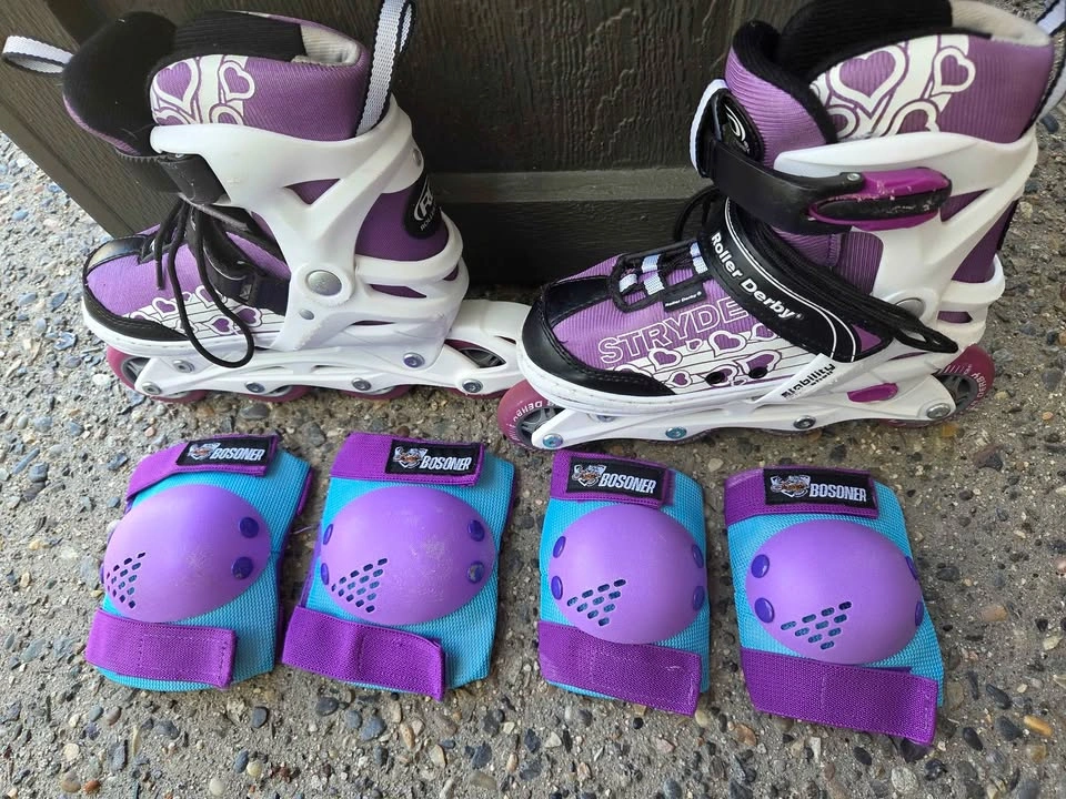 Adjustable Rollerblades + Pads Set - Kids Size 2-5 - photo 4