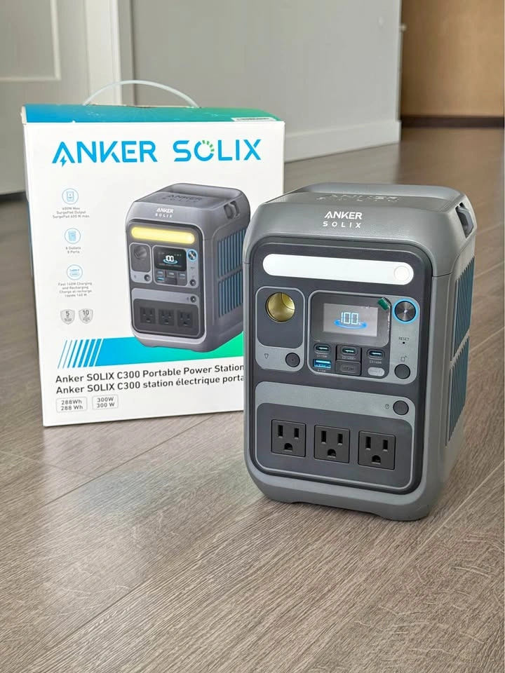 Anker SOLIX C300 Portable Power Station