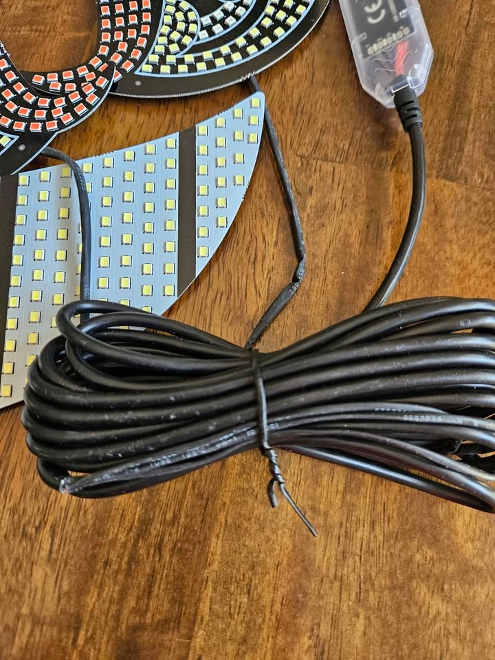 Devil’s Eye LED Car Lights – 11 Modes – USB Plug - photo 4
