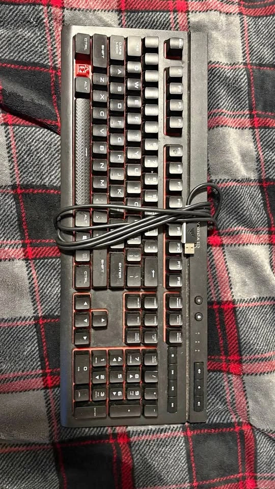 Corsair K68 Mechanical Keyboard