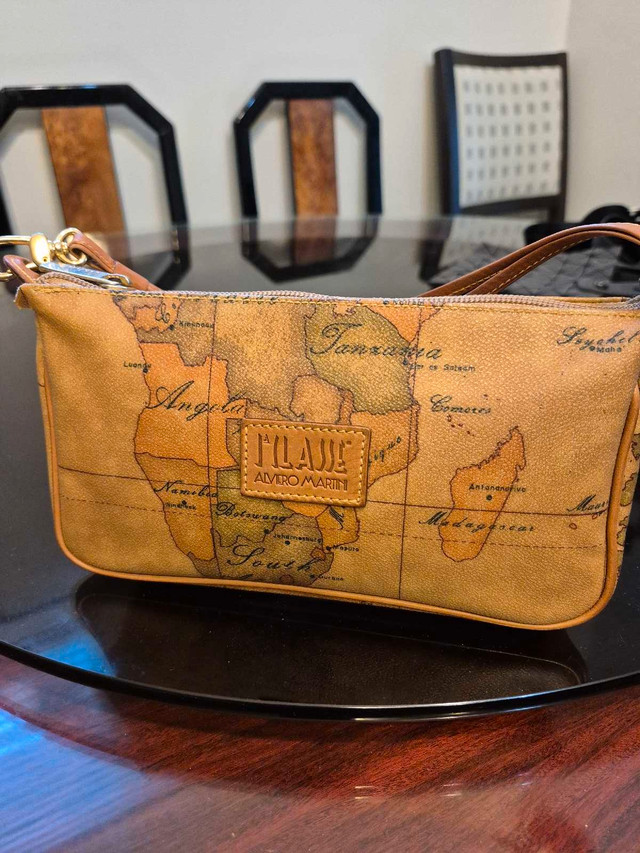 Alviero Martini Prima Classe Bag
