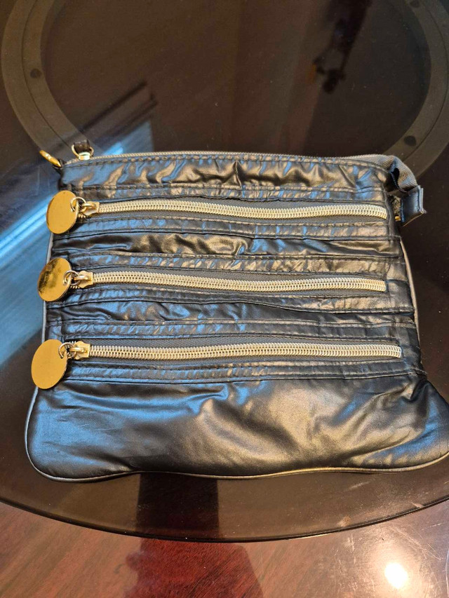 Roots Crossbody Bag