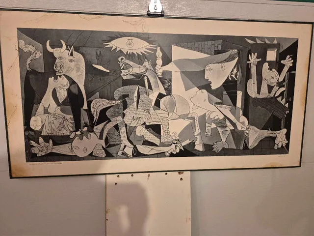 Picasso Guernica Print thumbnail