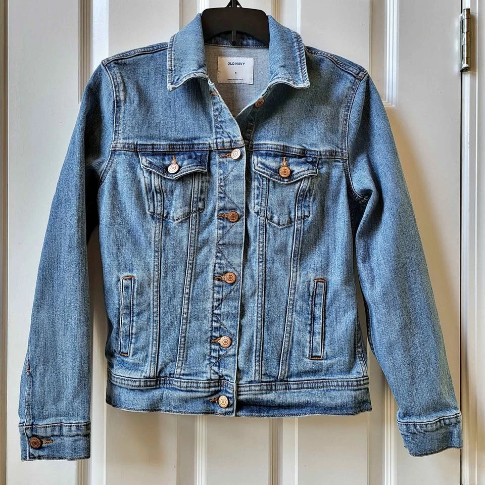 Old Navy Denim Jean Jacket Women's Size S Like New