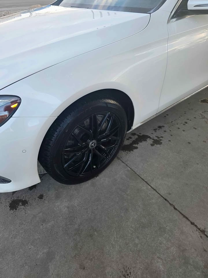 2019 Mercedes-Benz E450 Sedan - photo 4