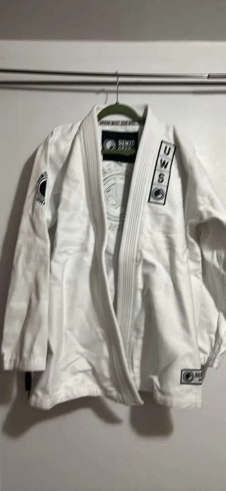 Renzo Gracie Kimono Sekai - Full Set image indicator(2)