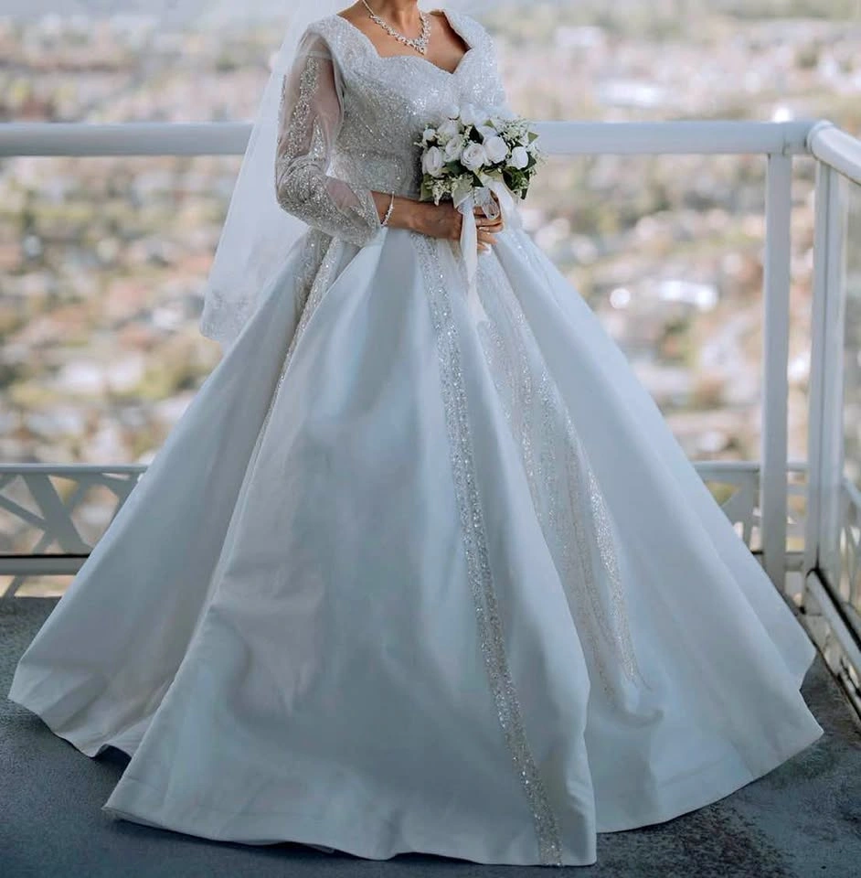 Beautiful Wedding Dress – Princess Ball Gown Style