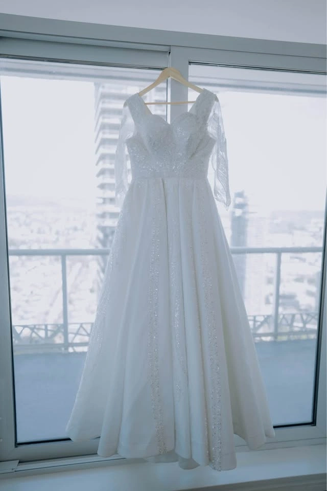 Beautiful Wedding Dress – Princess Ball Gown Style - photo 3