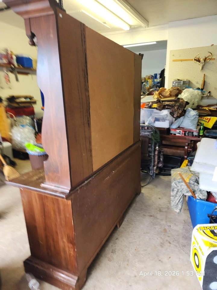 Vintage Ethan Allen Dresser $150 OBO - photo 5