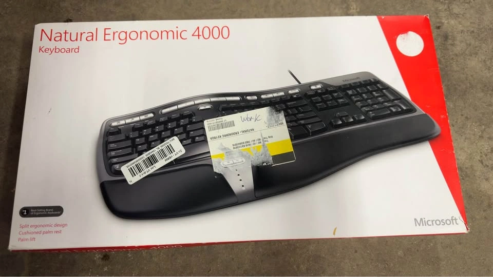 Microsoft Natural Ergonomic Keyboard 4000 - photo 2