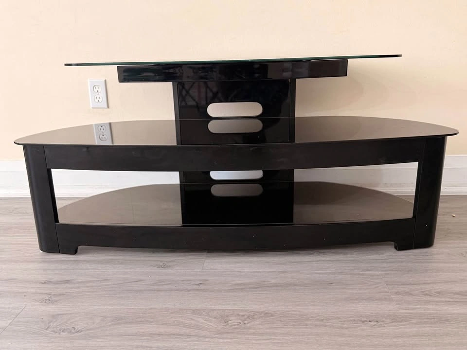 MOVING SALE – Modern TV Stand - photo 2