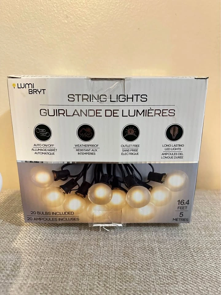Lumi Bryt Solar Powered LED String Lights 20 Bulbs 16.4 Feet