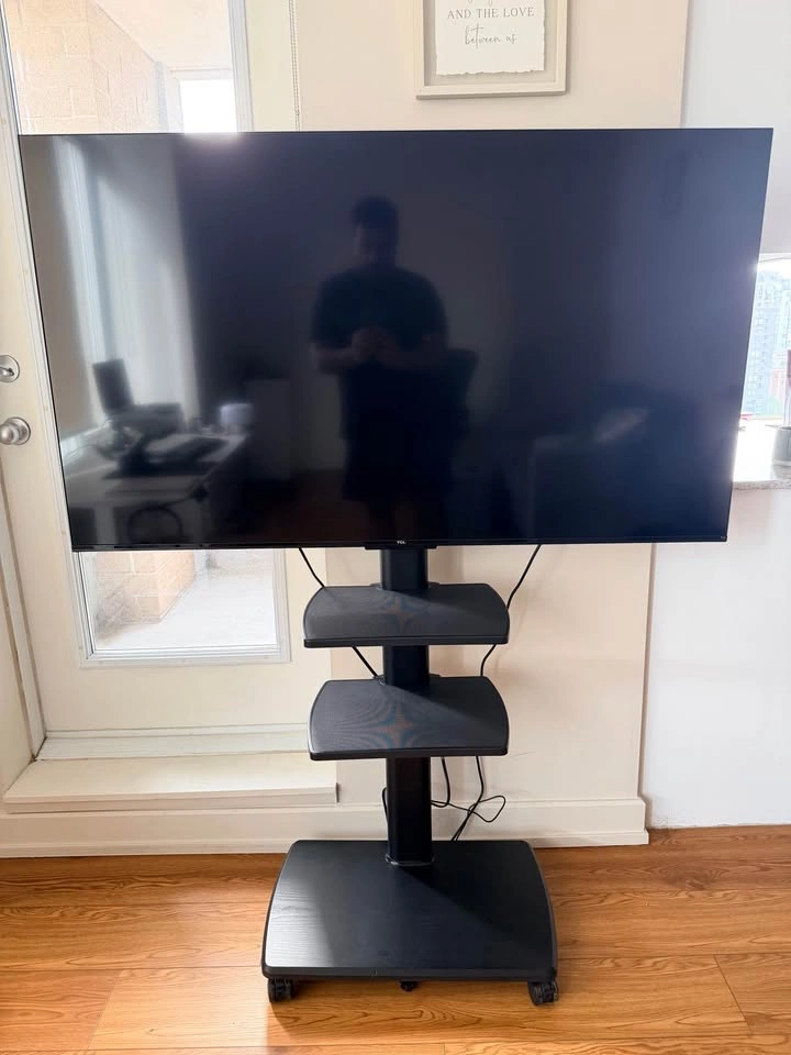 55" TCL Smart TV (Fire TV) with Rolling Stand - photo 2