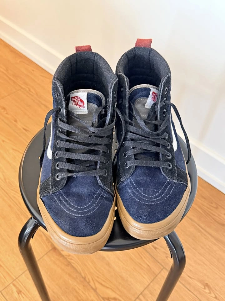 Men's Vans Weatherproof Shoes - Size US 9.5