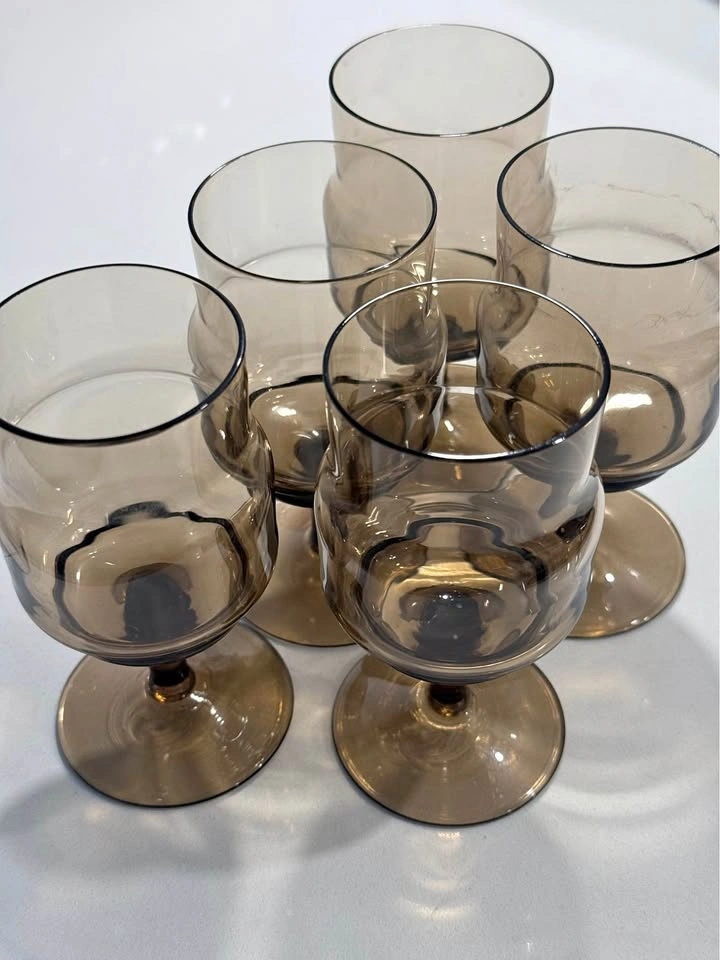 Smoked / amber-brown glassy set of 5