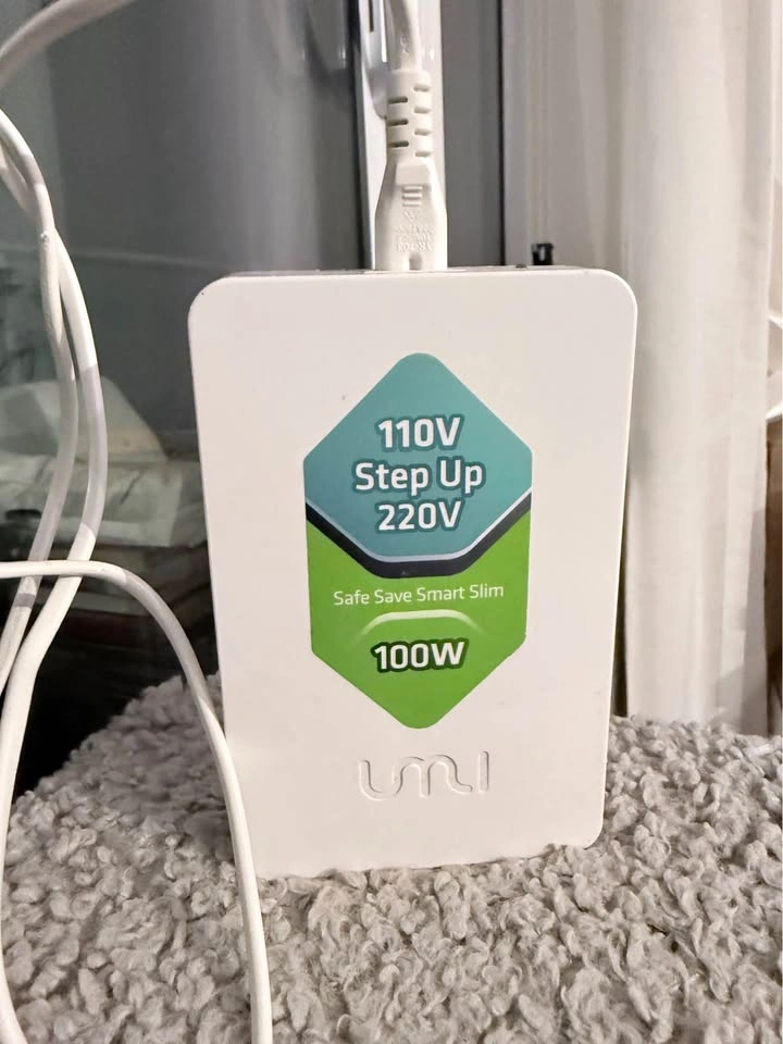 100W Step UP Voltage Converter for Euro & China Appliances - photo 2