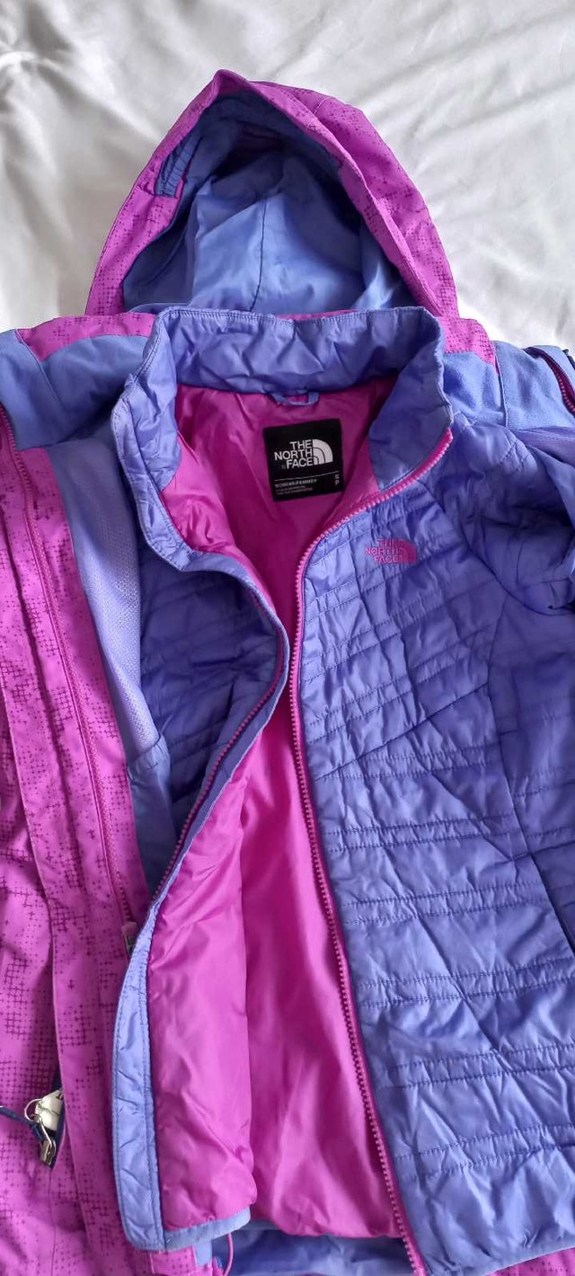 The North Face Snow Suit - Small - photo 4
