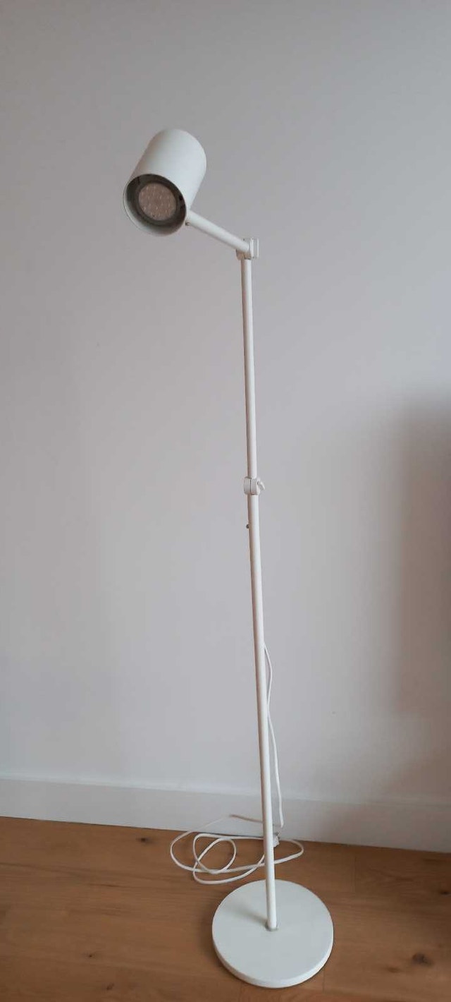 IKEA Floor Lamp - White - photo 4