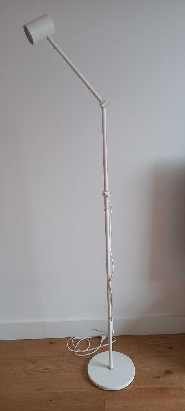 IKEA Floor Lamp - White - photo 5