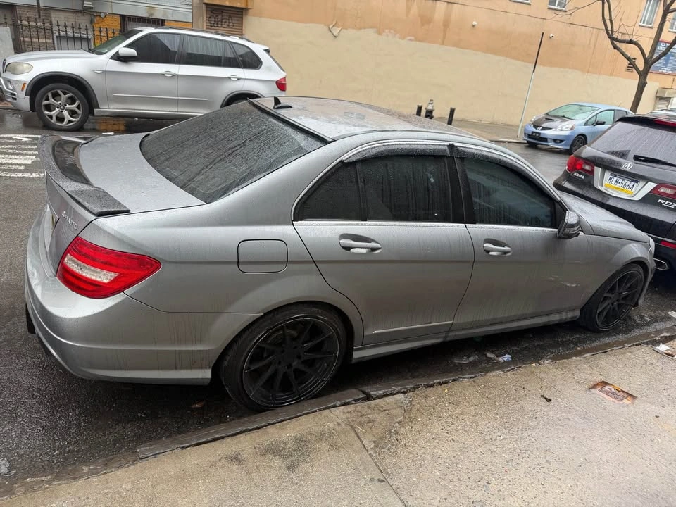 2012 Mercedes-Benz C-Class C300 - photo 3