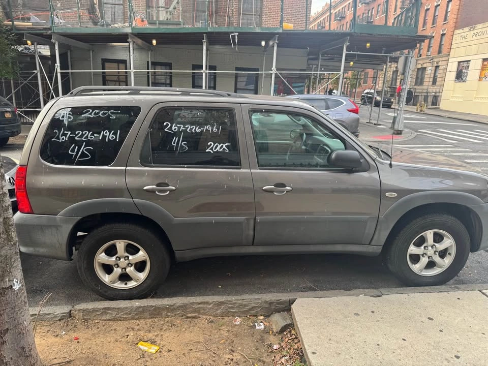 2005 Mazda Tribute i Sport Utility 4D - photo 5