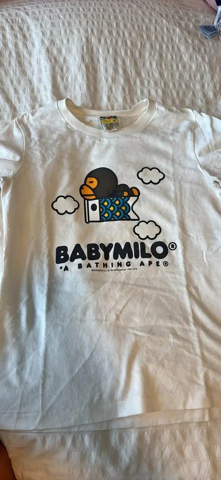LIKE NEW BAPE Baby Milo T-Shirt thumbnail