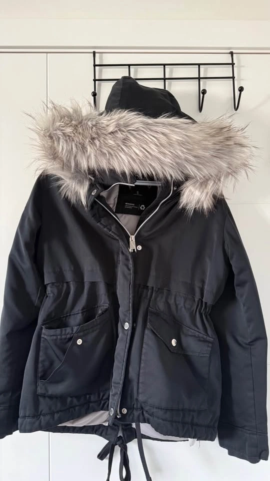 Hollister Winter Jacket - Size S Women - photo 4