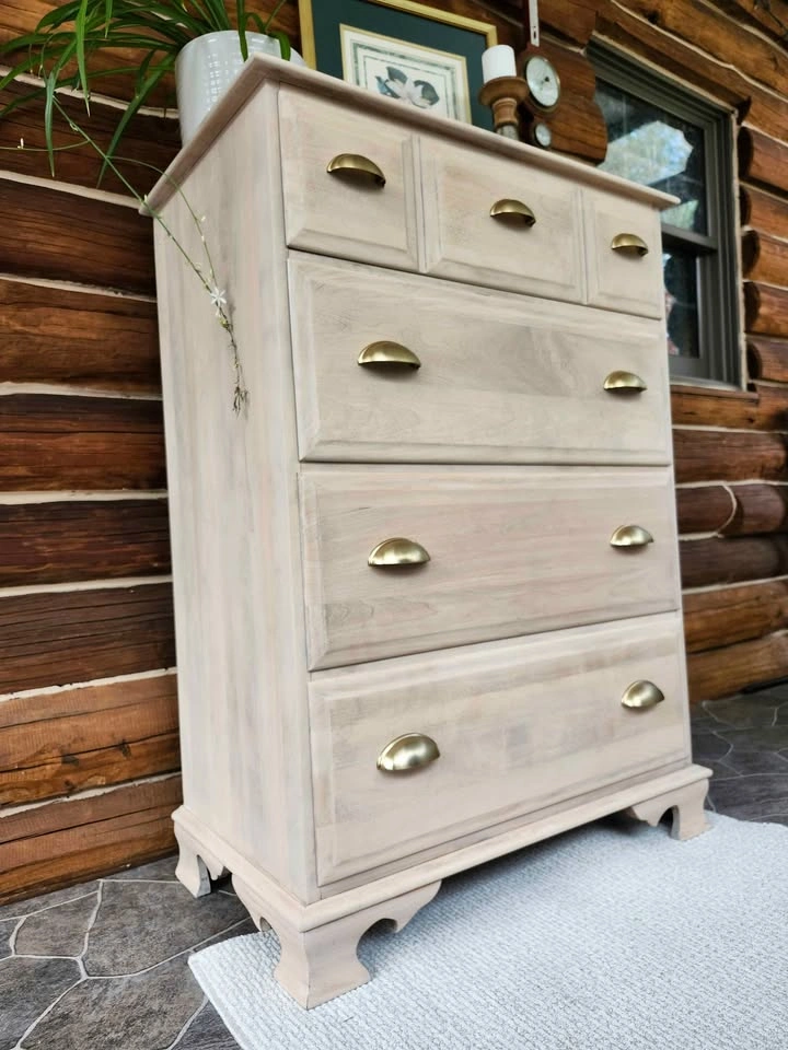 Refinished Vintage Moosehead Maple Dresser - Solid Wood - photo 3