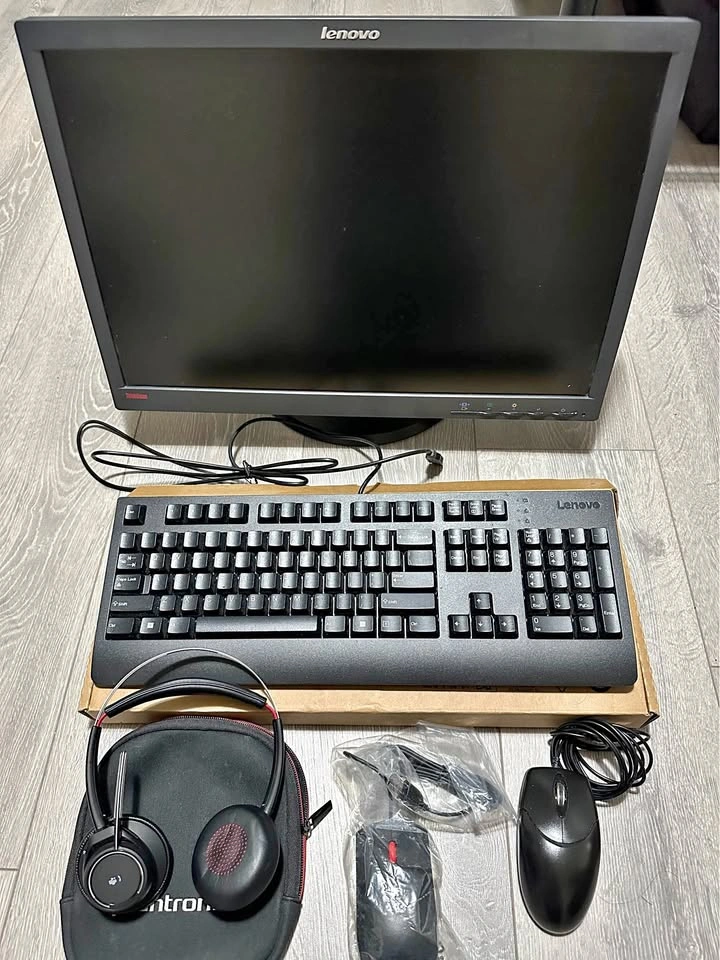 Full Computer Setup – Monitor, Headset, Keyboard & Mouse (WFH Re