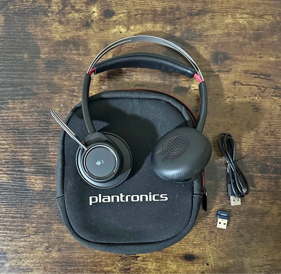 Plantronics Wireless Bluetooth Headset w/ Mic