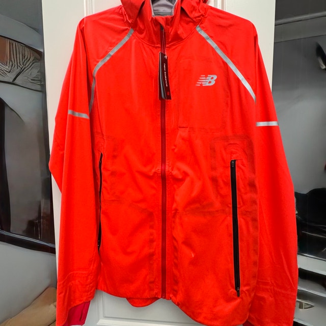 NB Mens ALL WEATHER JCKT / size L