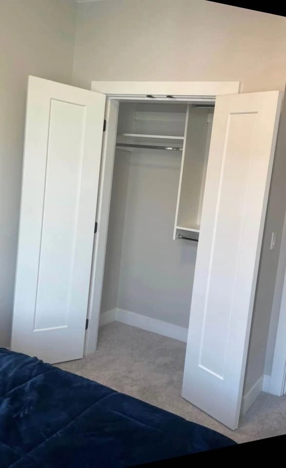 Private room for rent - photo 2