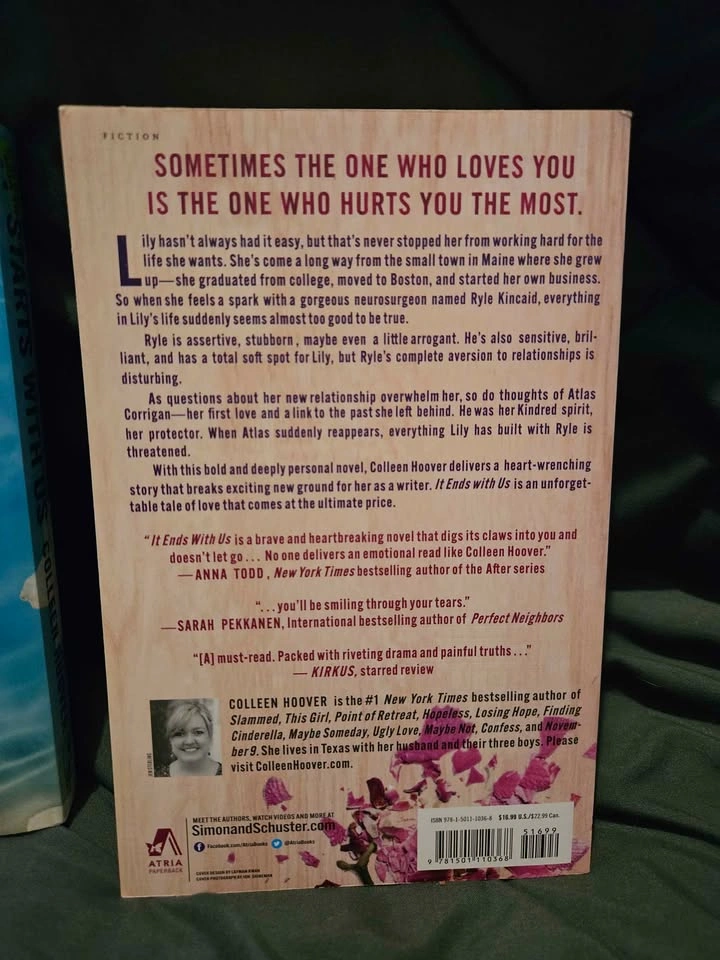 It Ends/Starts With Us Series by Colleen Hoover (Paper cover) - photo 3