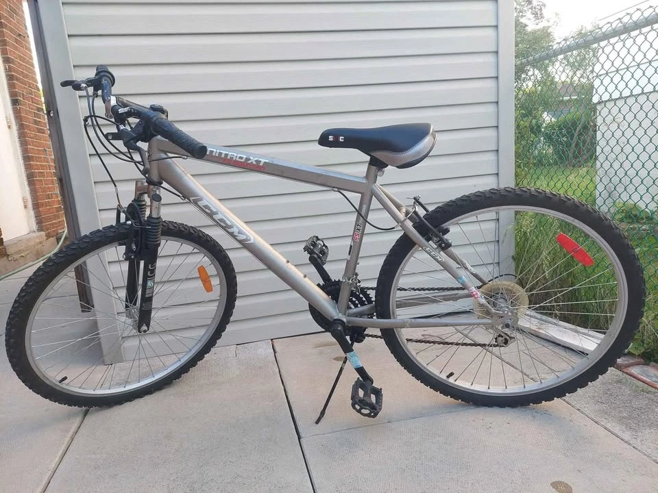 Mountain Bike Adult Bike 26 Inch Shimano Gears 🌱