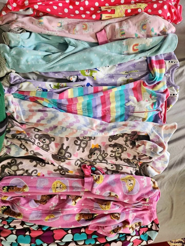 9 Footed Pjs for Girls size 2T