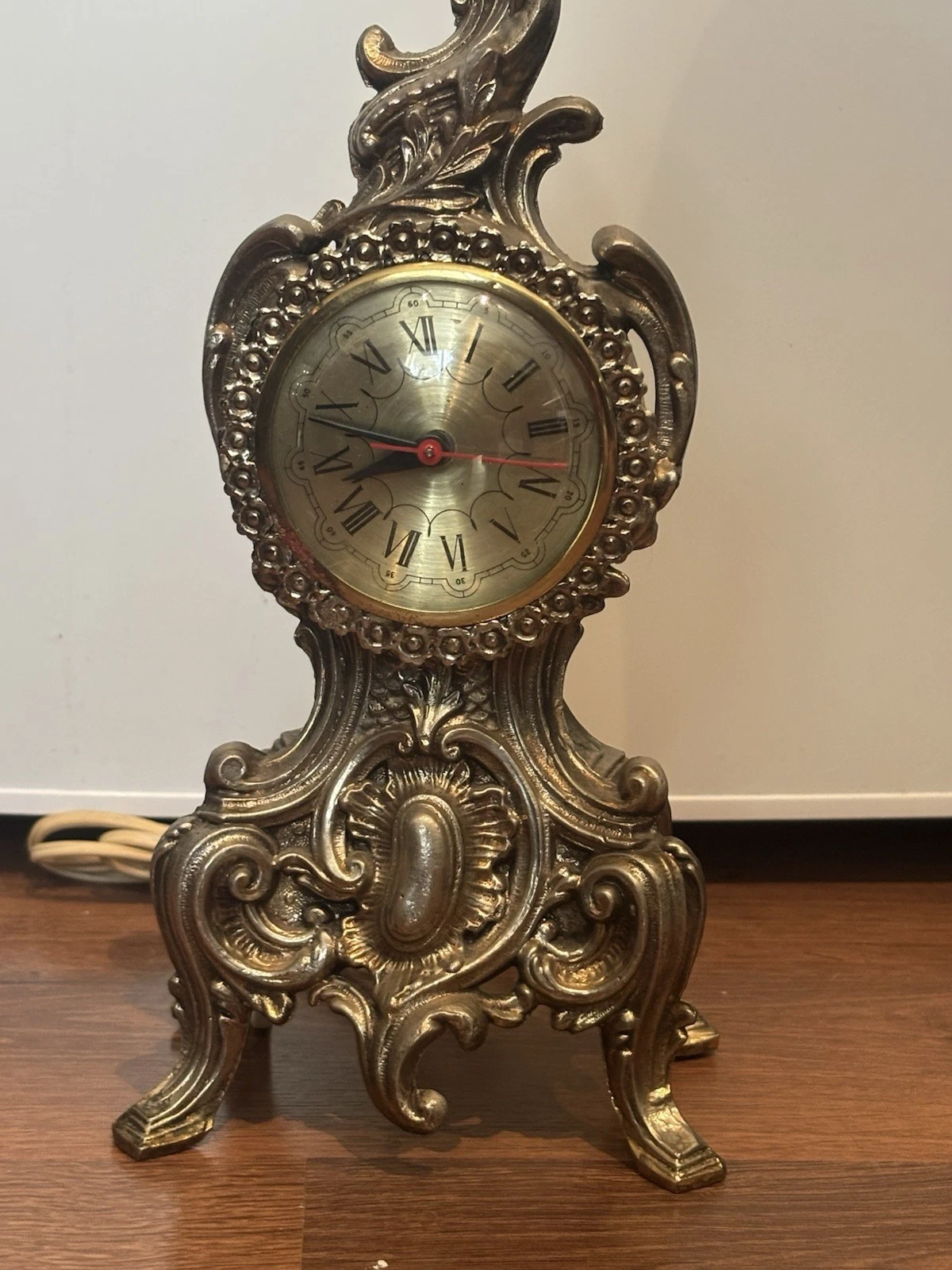 Vintage Ornate Rococo Electric Mantel Clock Cast Metal Baroque S - photo 4