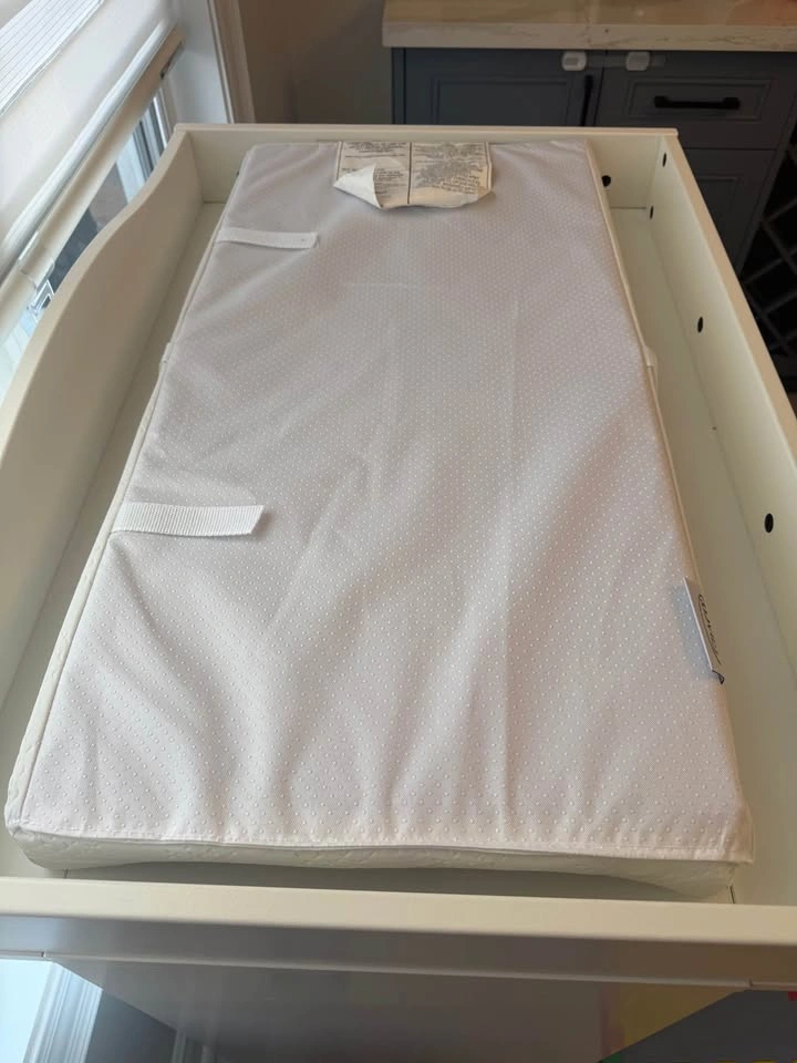 Graco Changing Pad With BlueSnail Covers - photo 3