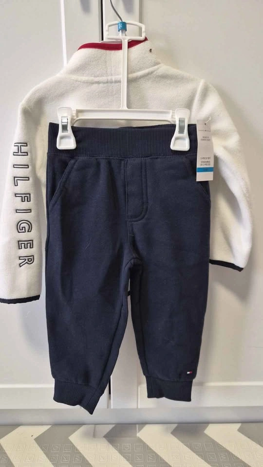 Baby outfit size 24M - photo 2