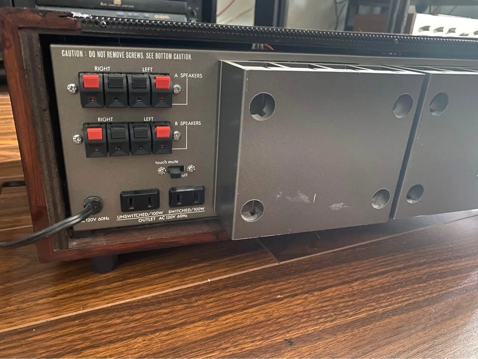 Luxman L100 Integrated Amplifier *Recapped 🌱 - photo 5