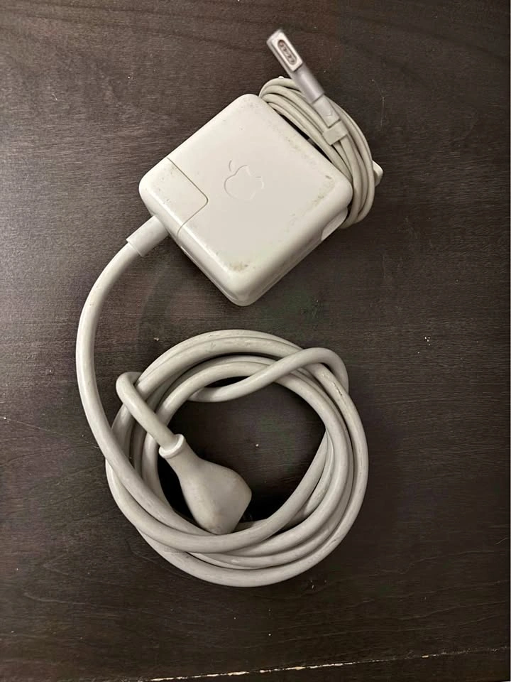 Apple MagSafe 2 MacBook Charger