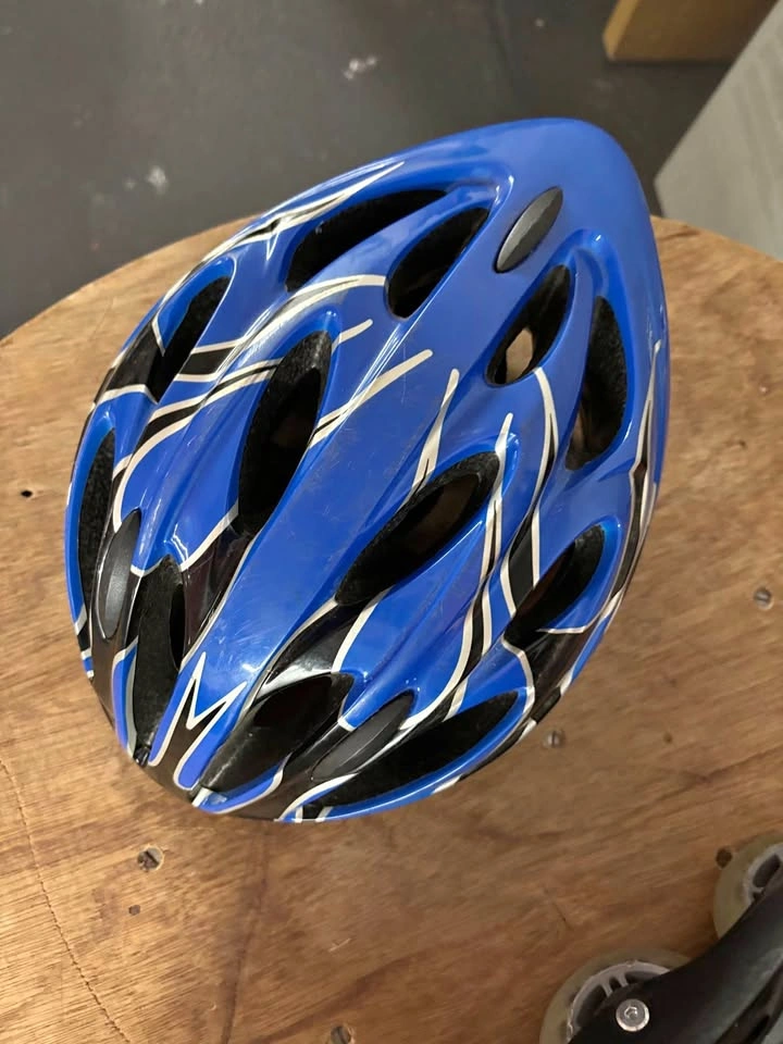 Blue Cycling Helmet — Adult/Youth, Size 54–60cm