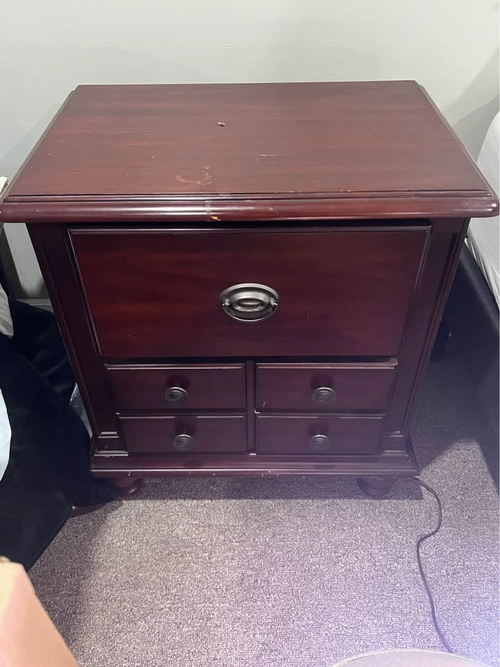 2 drawer European traditional cherry wood nightstands - photo 2