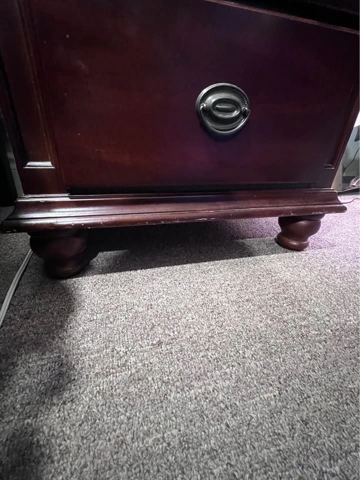 2 drawer European traditional cherry wood nightstands - photo 4
