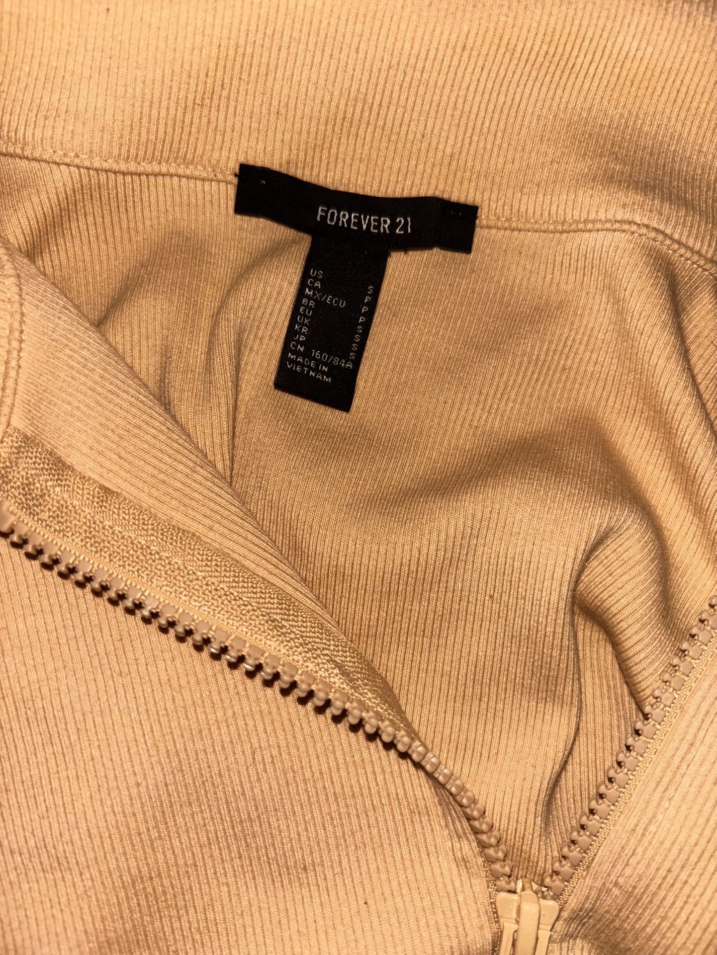 Forever 21 Zippered Crop Top Size Small - photo 2