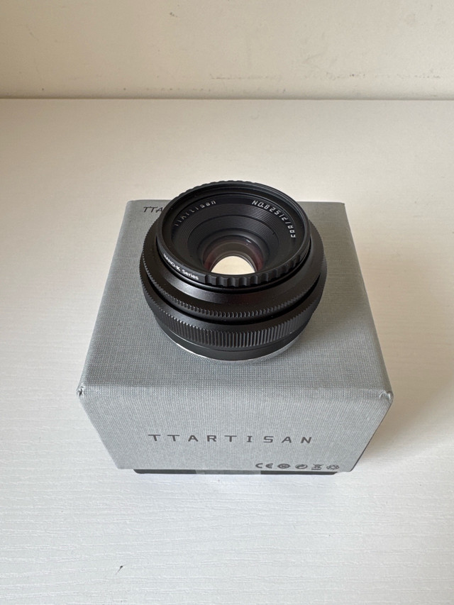 TTARTISAN 25mm F2 Wide-Angle Manual Lens