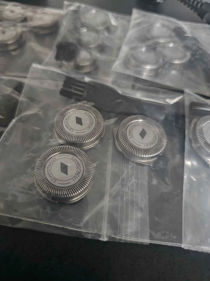 Philips 5000 Series Shaver - Tons of New Parts! - photo 3