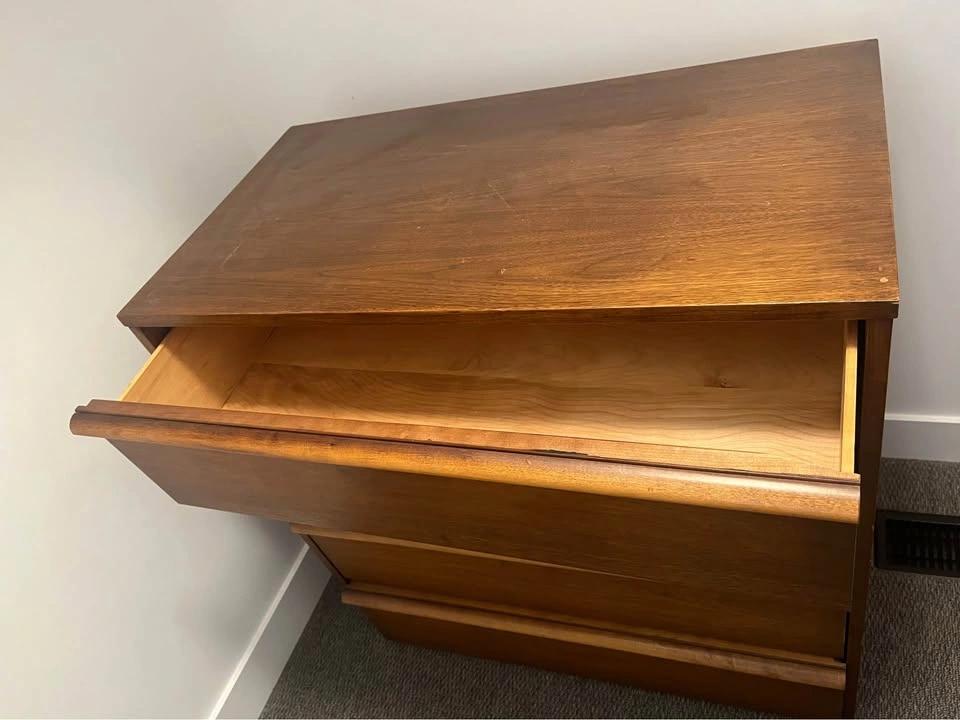 Mid Century Modern style wood dresser - photo 2