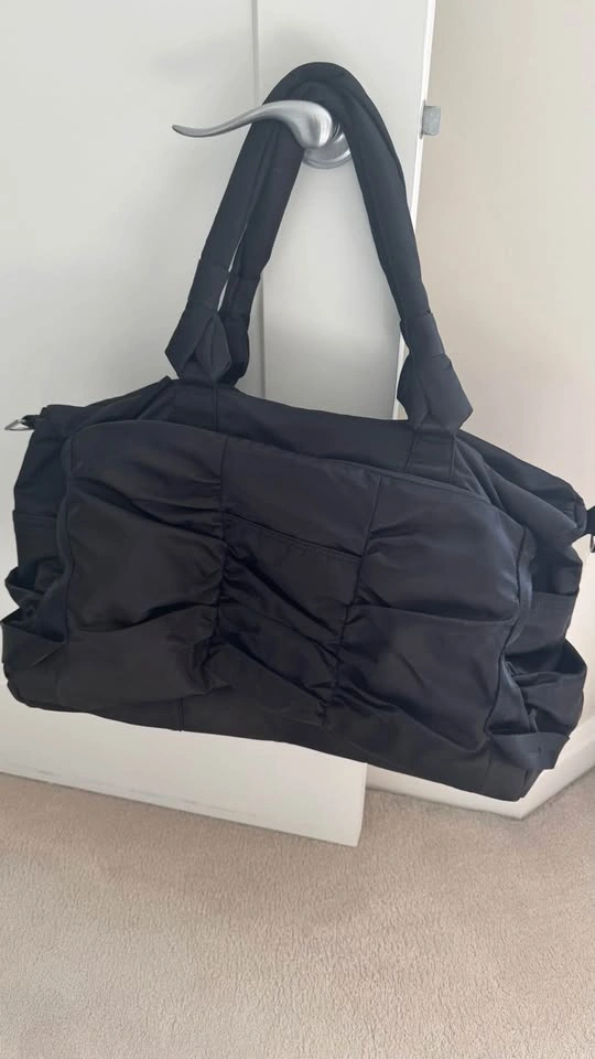 Lululemon Duffel Bag - photo 2