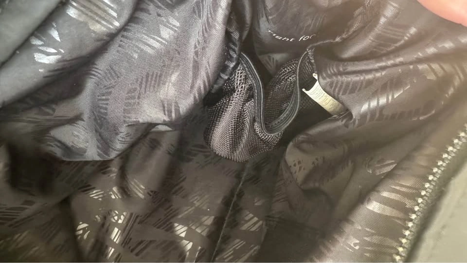 Lululemon Duffel Bag - photo 3