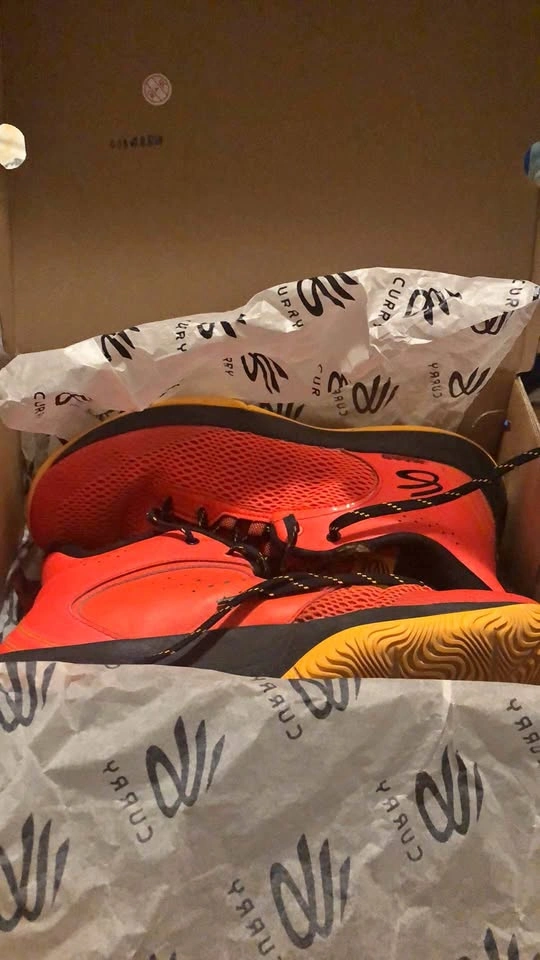 Steph Curry Basketball Shoes - Size 10